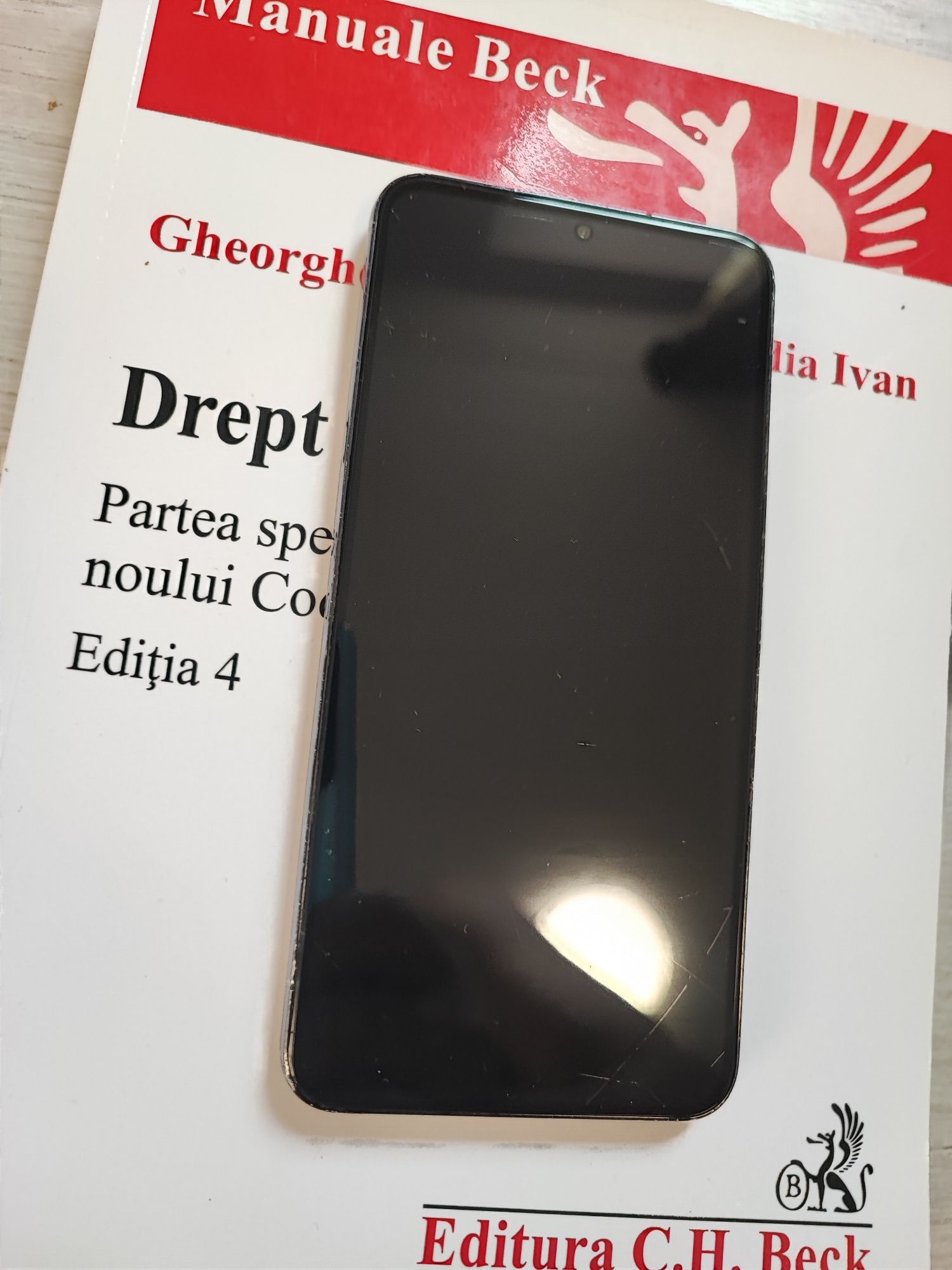Samsung Galaxy S22 8/128GB