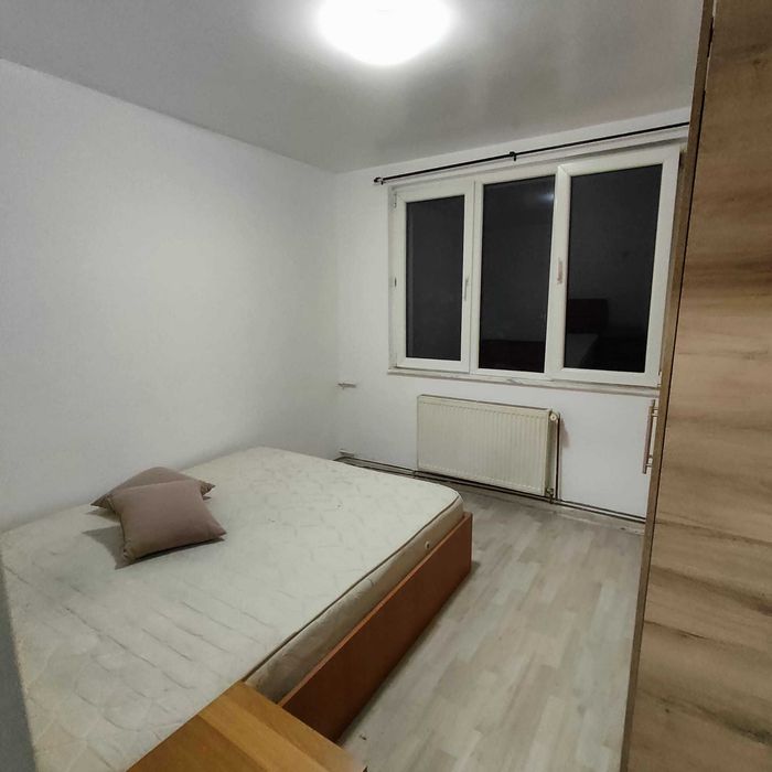 3 Camere, Drumul Taberei, Auchan