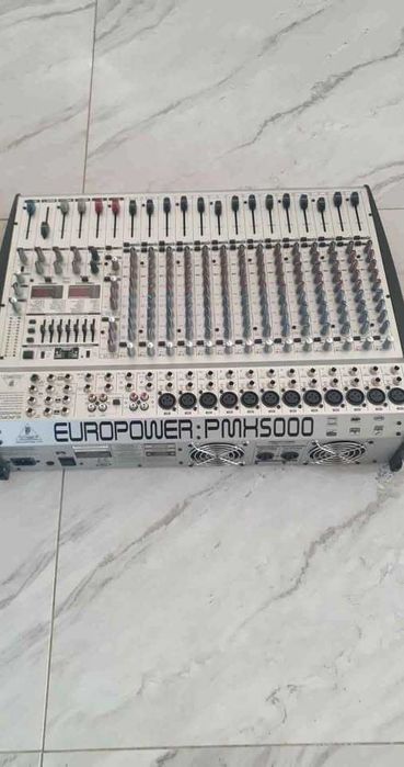 Mixer activ behringer PMH5000