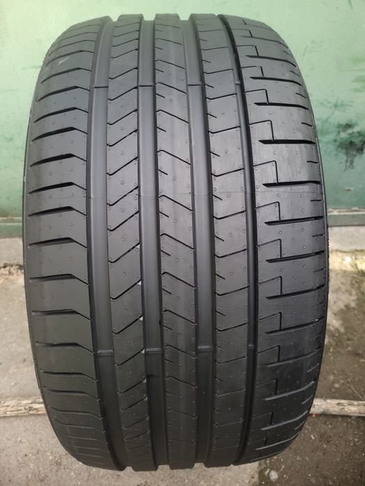 285 30 22 Anvelopa de vară Pirelli  NOUA