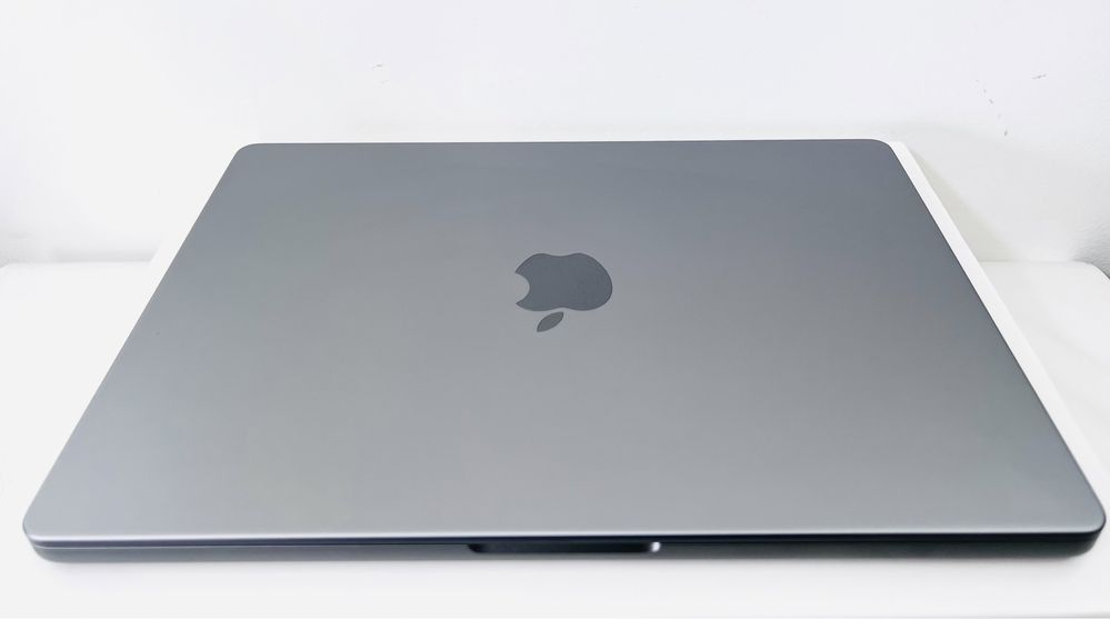Apple MacBook Pro 14'' 2021 M1 PRO 16RAM 512GB SSD Гаранция!