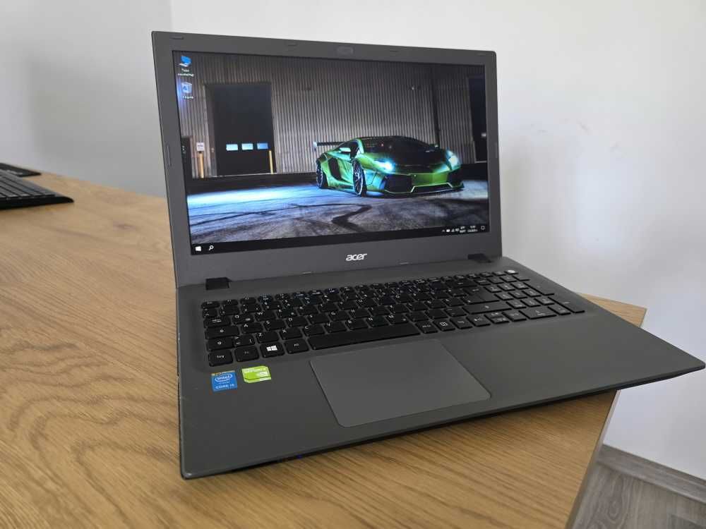 Acer E5-573G 15,6 инча  8гб рам, 2гб видео