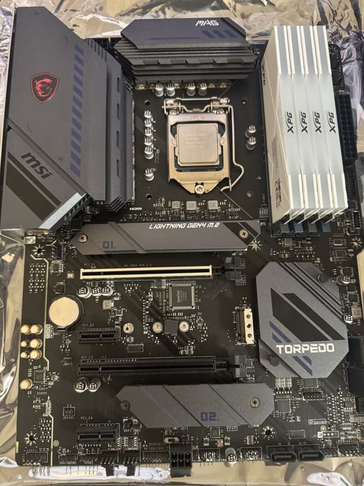 Продам материнскую плату, процессор, оперативку