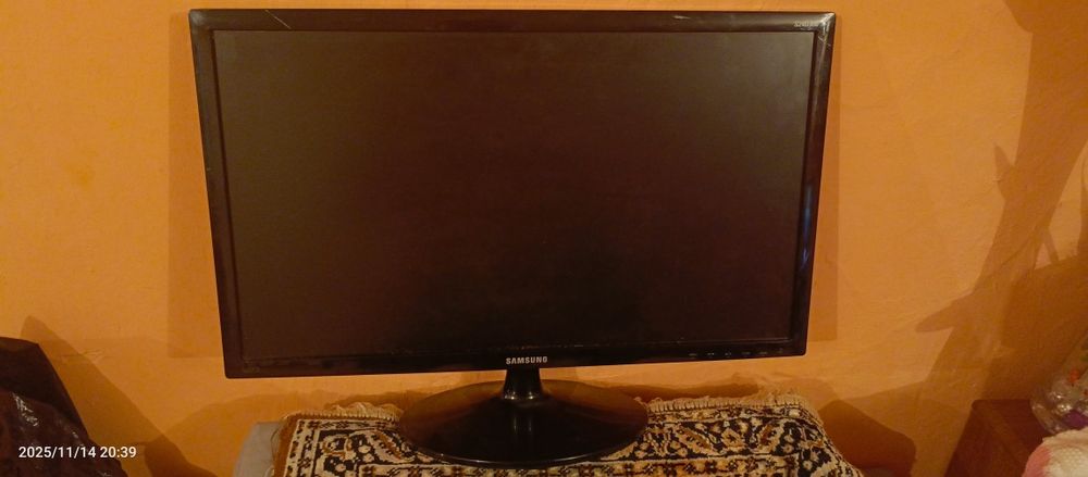 Монитор компьютерный