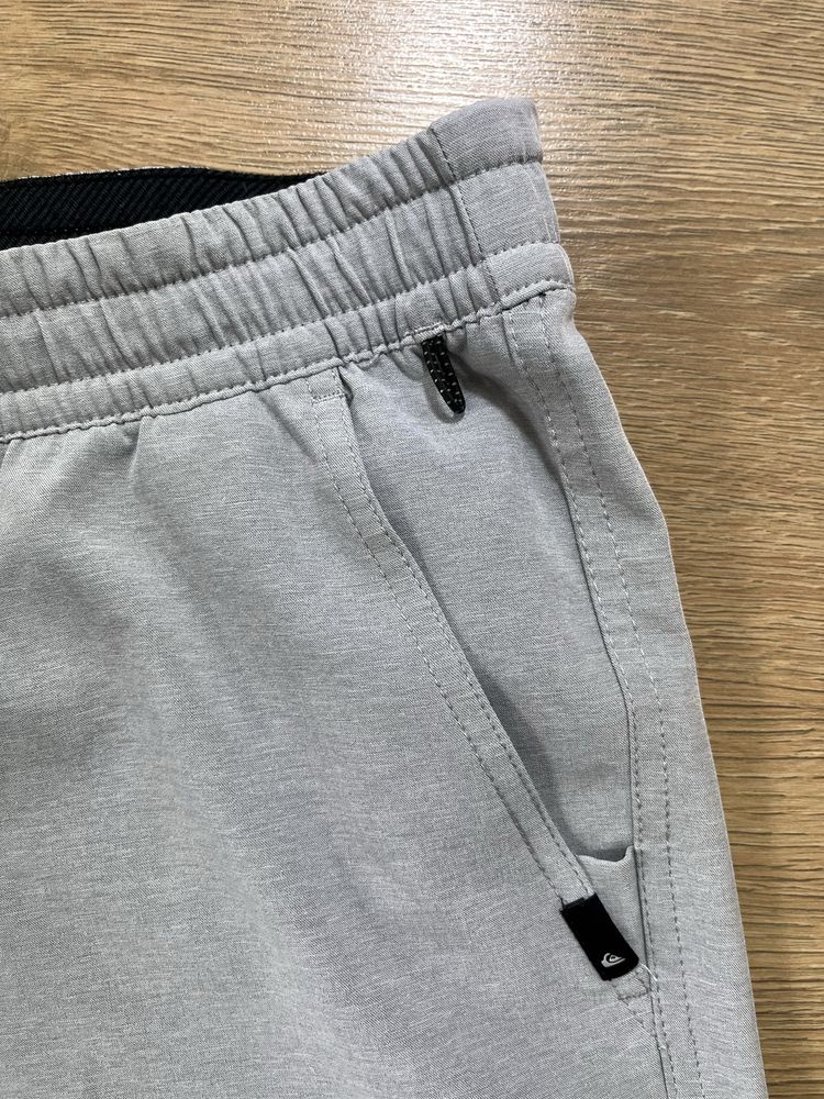 Superdry къси панталони размер 34