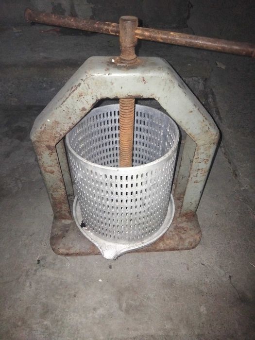 Соковыжималка механическая