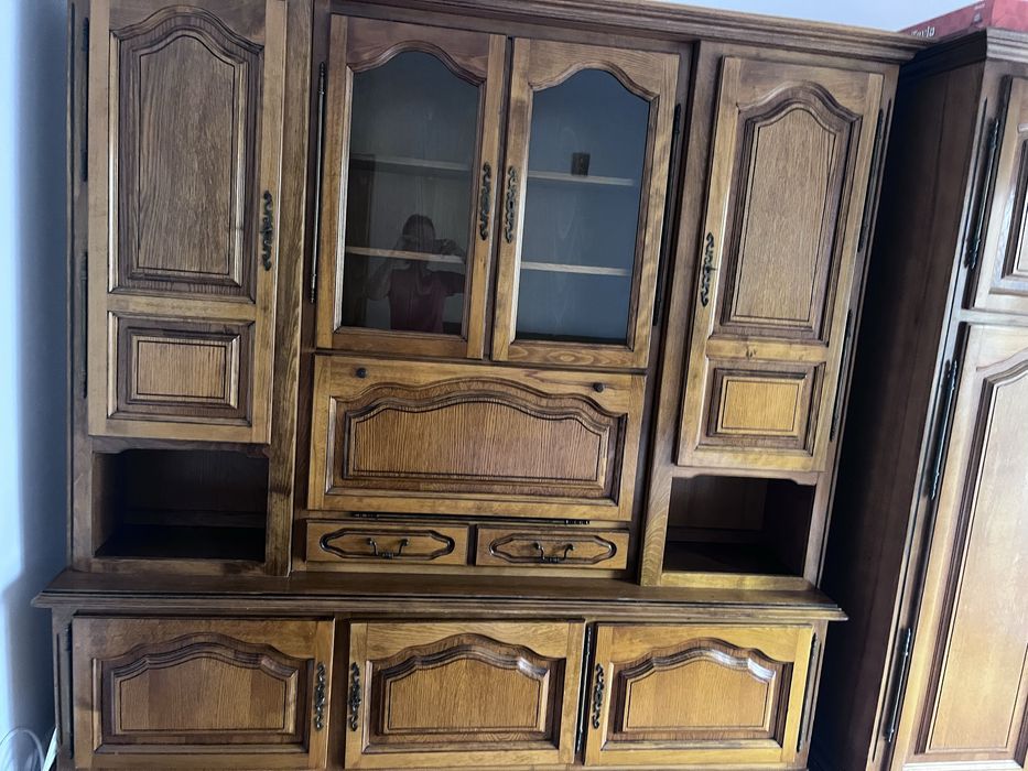 Vand mobila lemn masiv