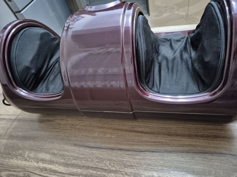 Aparat de masaj picioare