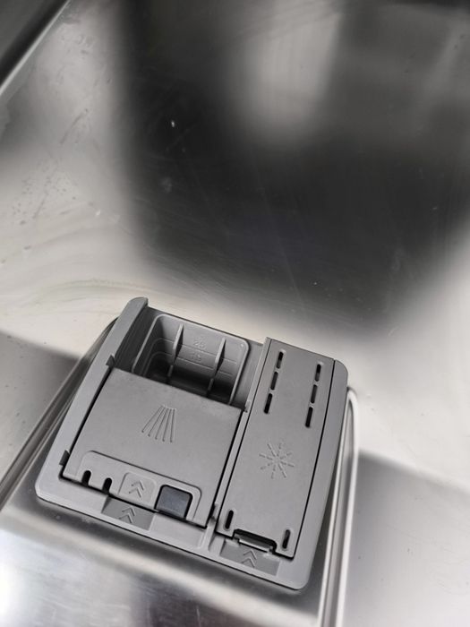 Съдомиялна за полувграждане Simenss