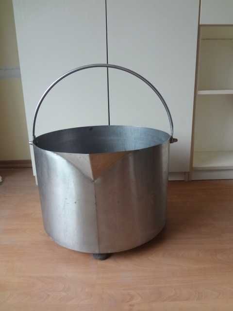 Голям неръждаем казан ( бака )