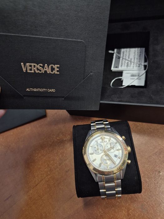 Часовник Versace