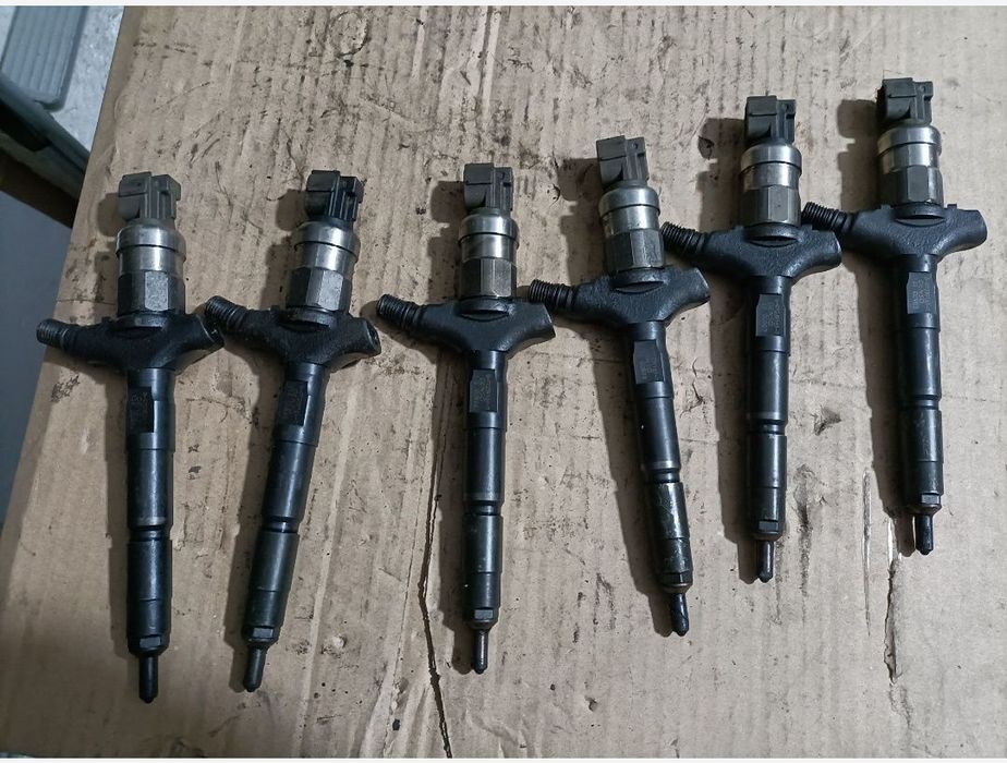 Injectoare turbină:Espace...posibilitate expediere colet rapid, schimb