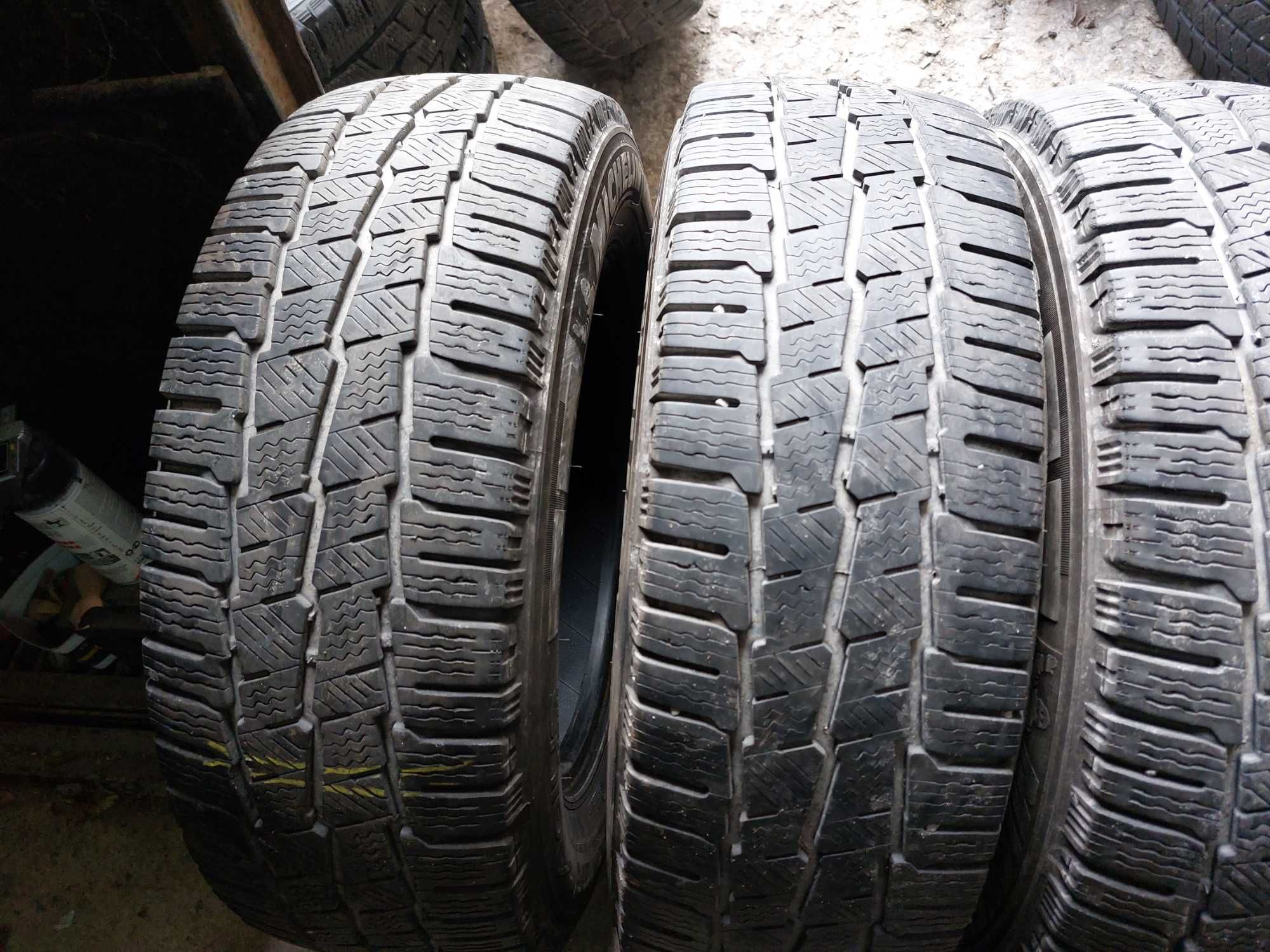 4бр.зимни гуми MICHELIN 215/65/16C 109R DOT 2822-1323