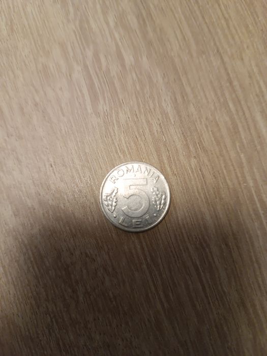 Vând monedă din anul 1992 de 5 lei