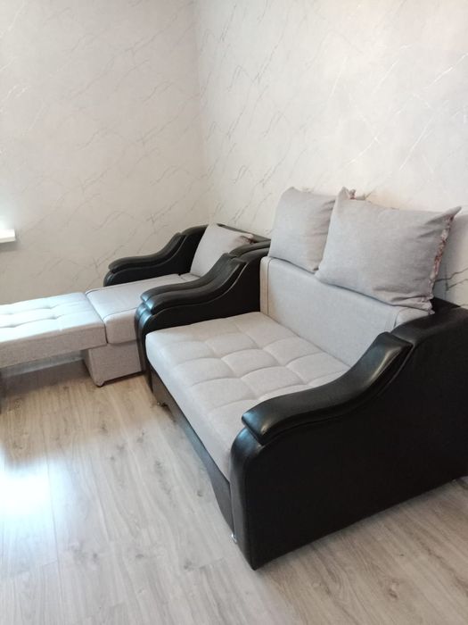Продам диван  с креслом