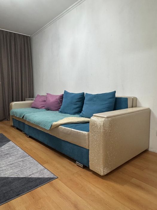 Продам диван рабочий