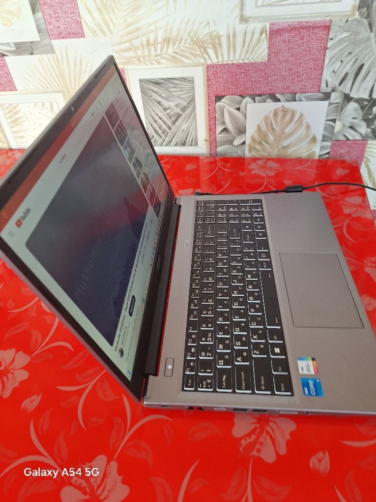 Haier- DESKTOPJ12"