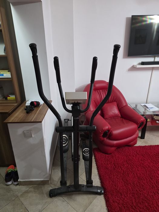 Aparat multifunctional Fit Tronic si Bicicleta eliptica Domyos