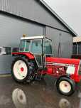 Tractor international 844