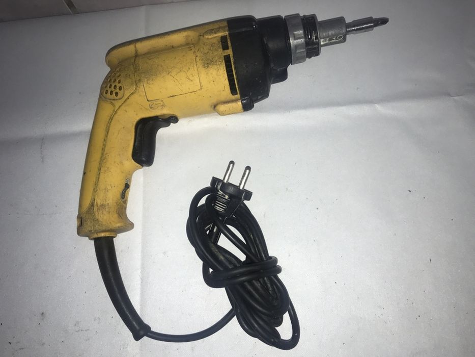 Bormasina-Masina Insurubat Dewalt  Pentru Rigips