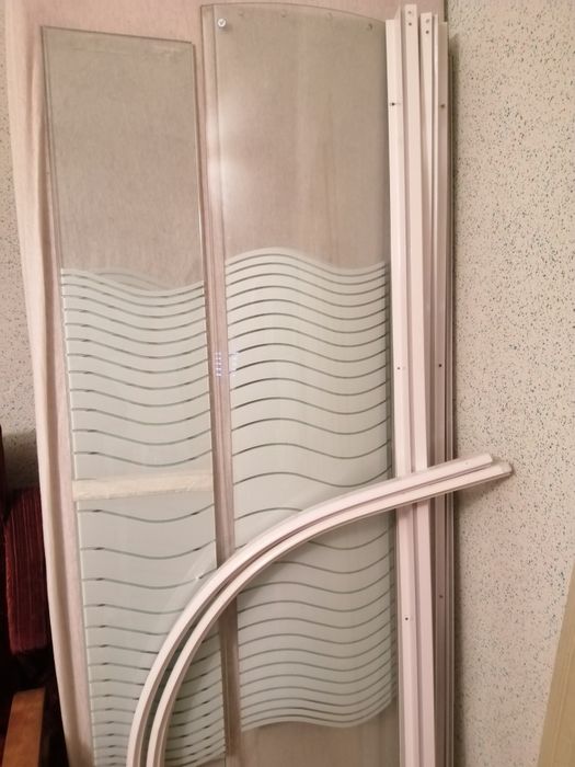 Vind cabina dus 80x80 cm semirotunda și înălțimea de 190 cm