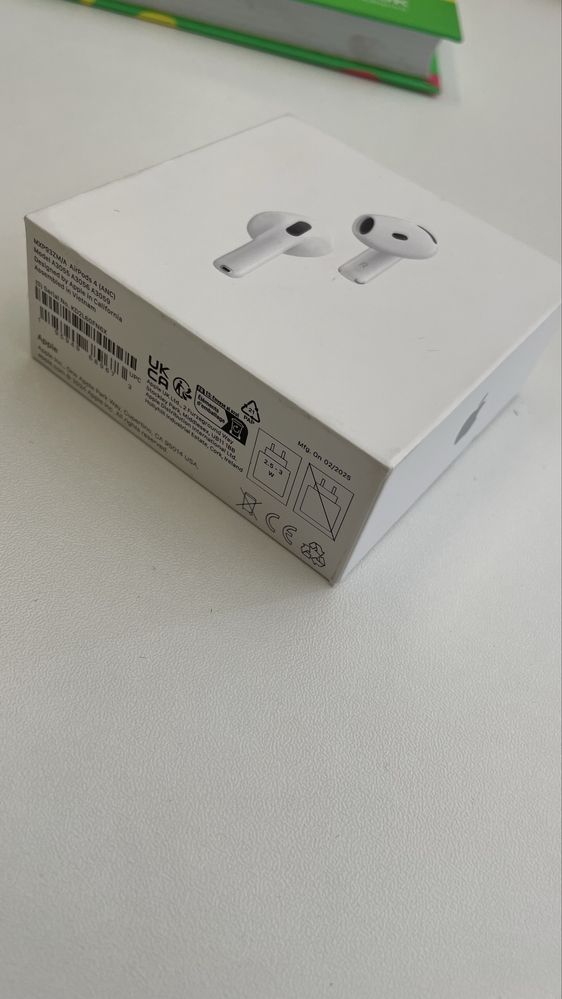 Airpods 4. Отворени, пробвами, но не използвани