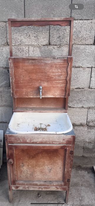 Умывальник деревянный