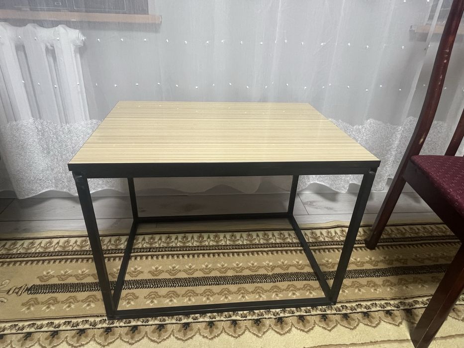 Продам журнальный столик, складной сервировочный столик