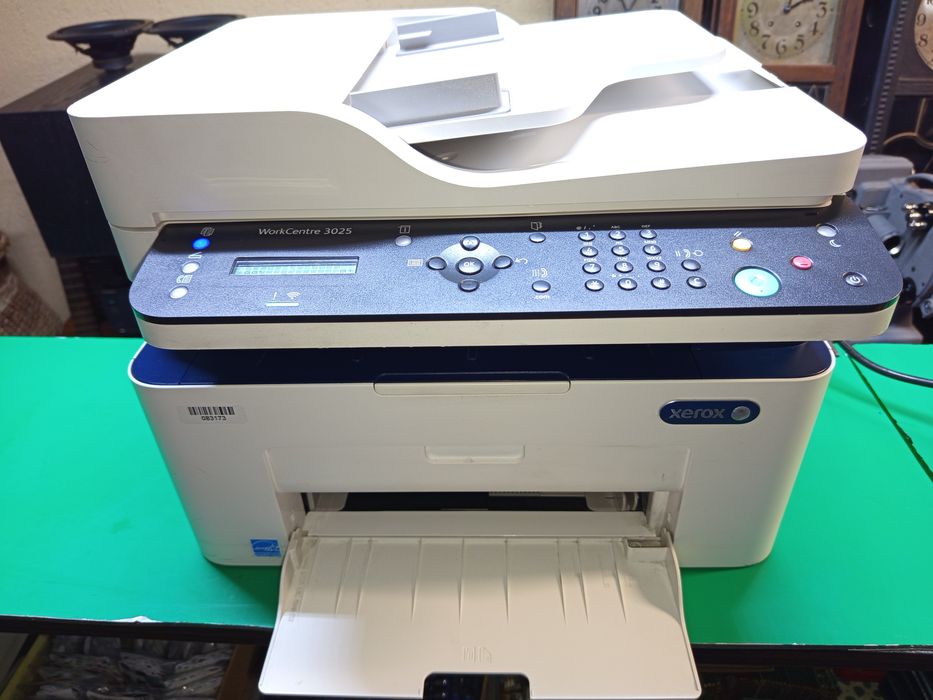 Imprimanta laser wireless + scanner Xerox 3025 + 2 tonere noi