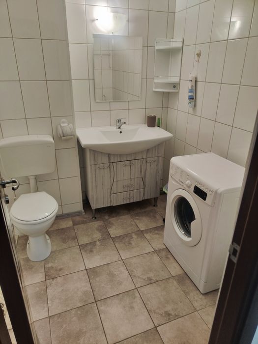 Inchiriez apartament 2 camere bloc nou