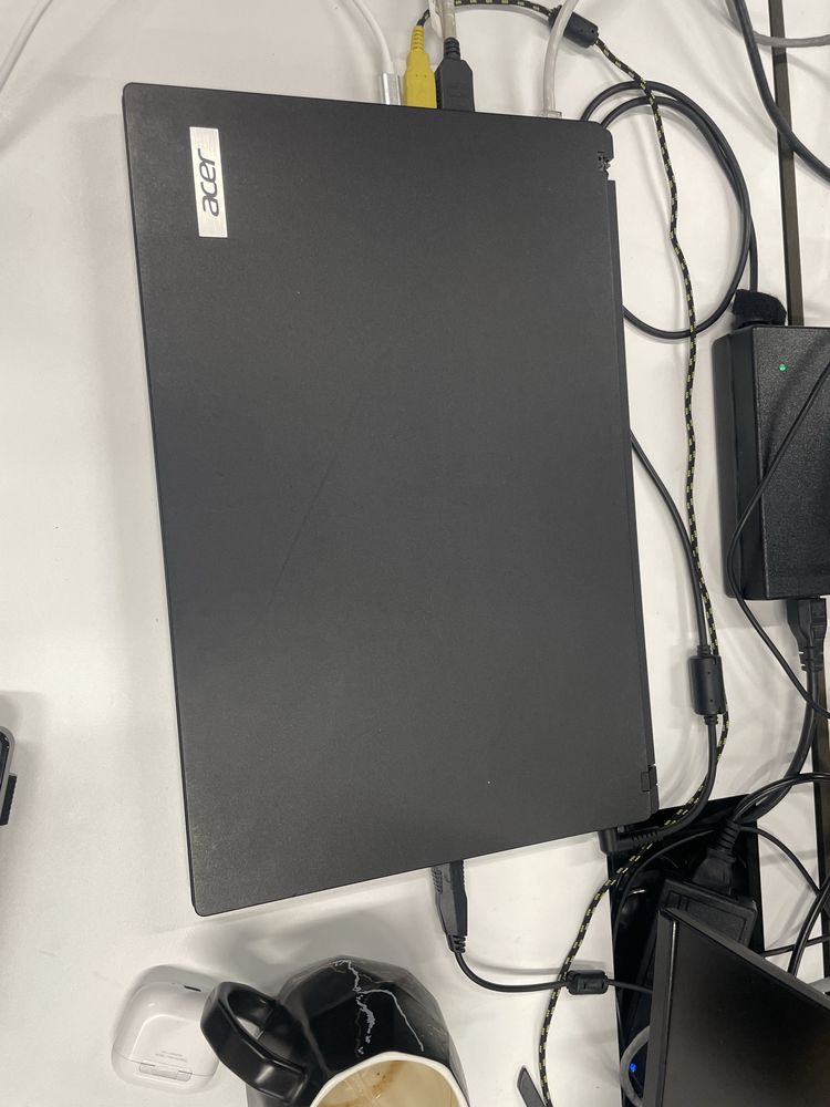 Acer TravelMate P