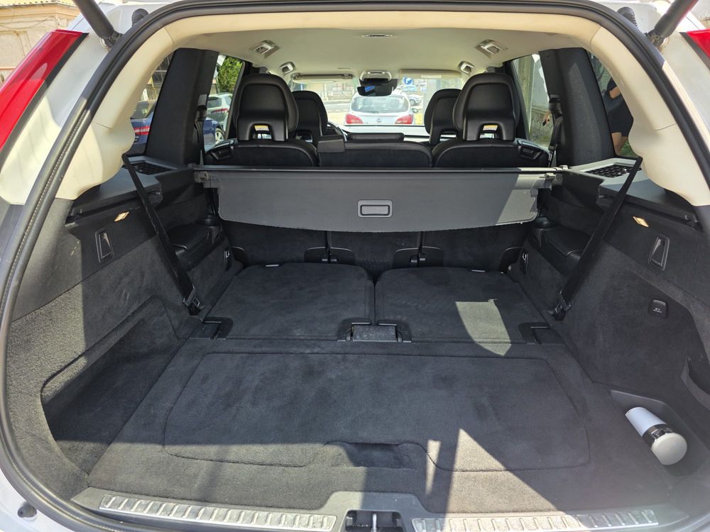 Vand volvo xc 90 stare excelenta