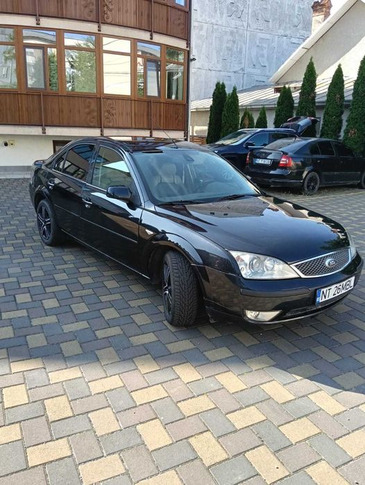 Ford Mondeo Ghia 2004
