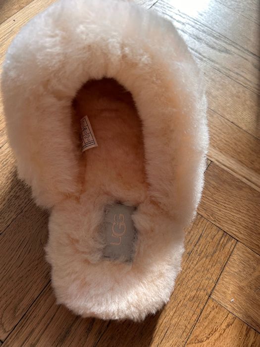 Дамски домашни пантофи UGG
