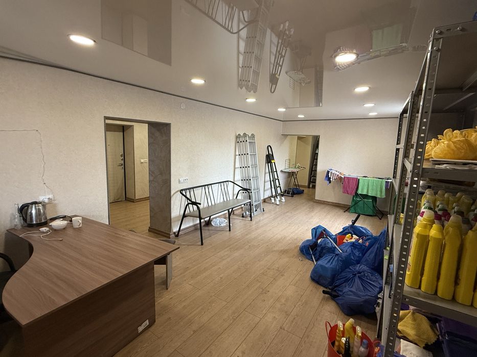 Сдаётся теплый помещение под офис в аренду