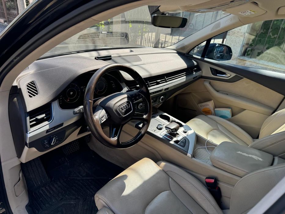 Vand Audi Q7 3.0 diesel S-line