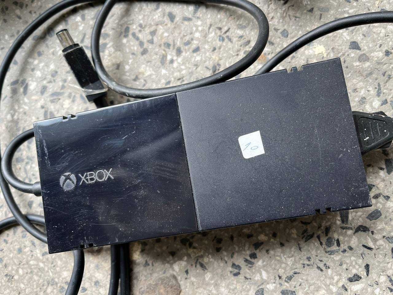 Xbox One 500 GB конзола
