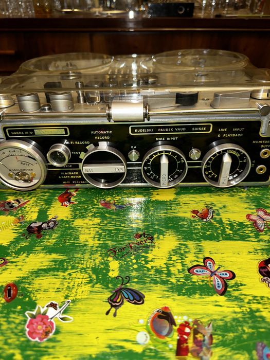 Награ 3 - Професионален магнетофон с висококачествен звук