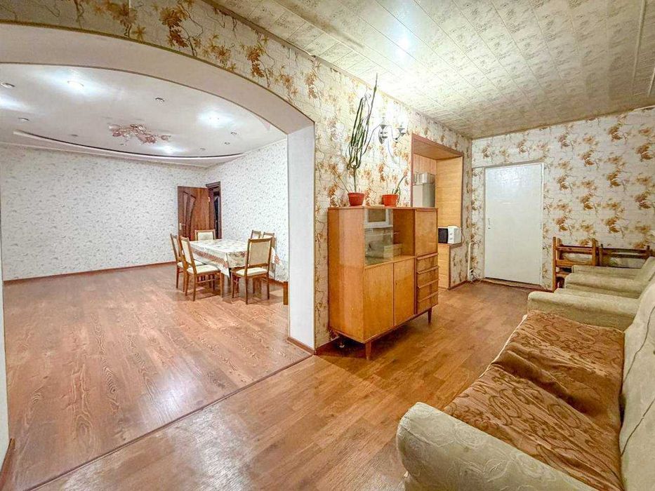 4-х комнатная квартира (лоджия 8 метров) м. Буюк Ипак Йули ID: 4436