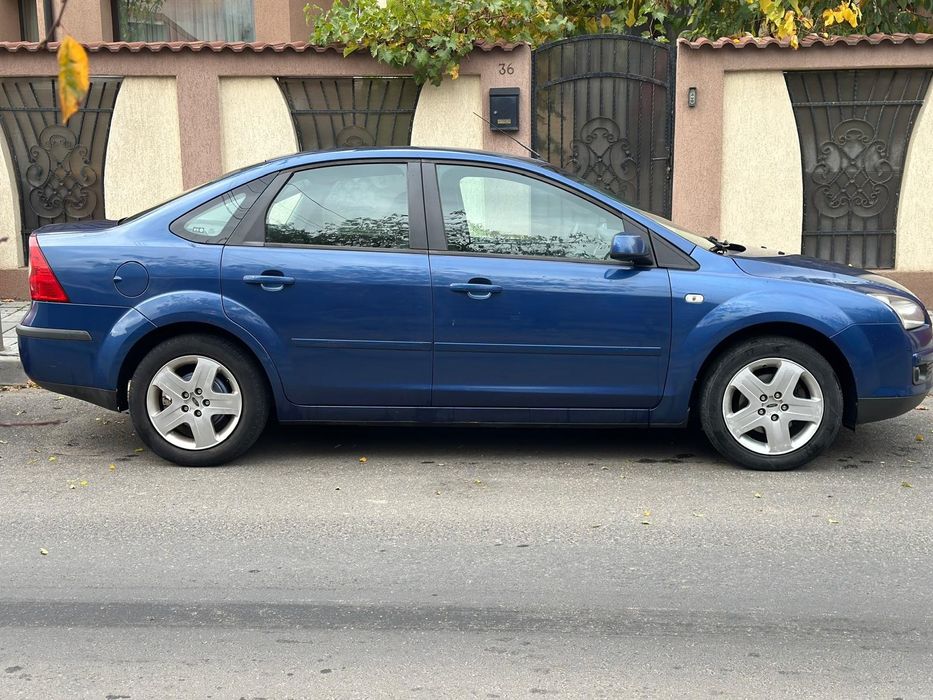 Ford Focus 2009 benzina