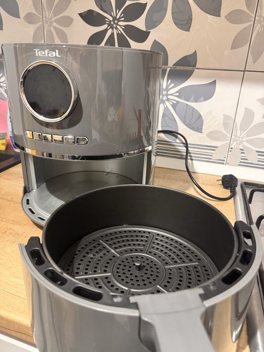 AirFryer Tefal stare impecabila