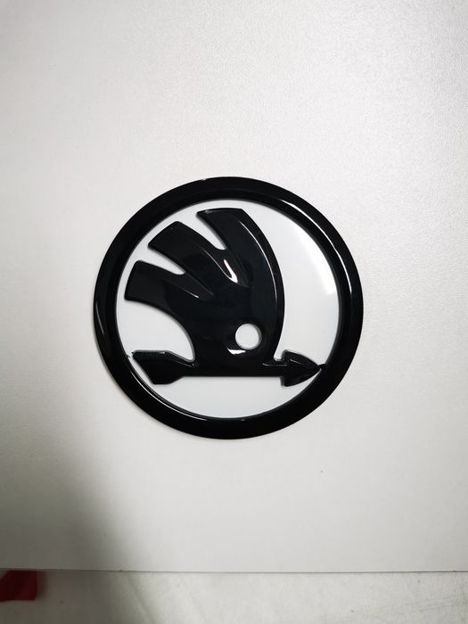 Emblema Logo Skoda Superb Octavia Rapid Scala Capota Portbagaj 8/9cm