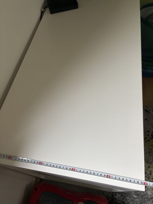 Бюро Икеа малко използвано