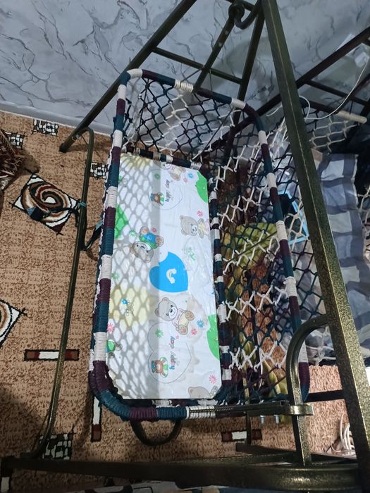 Беланчак сотилади егизакларимчун олинган бу очилиб йигиладиган