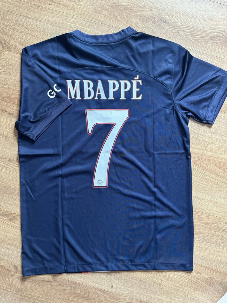 PSG Mbappe Екип 22/23 Размер Л
