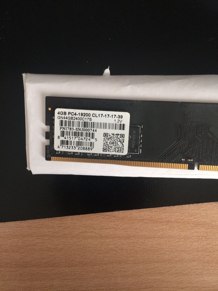 Продам оперативную память для компьютера Ddr4 4gb