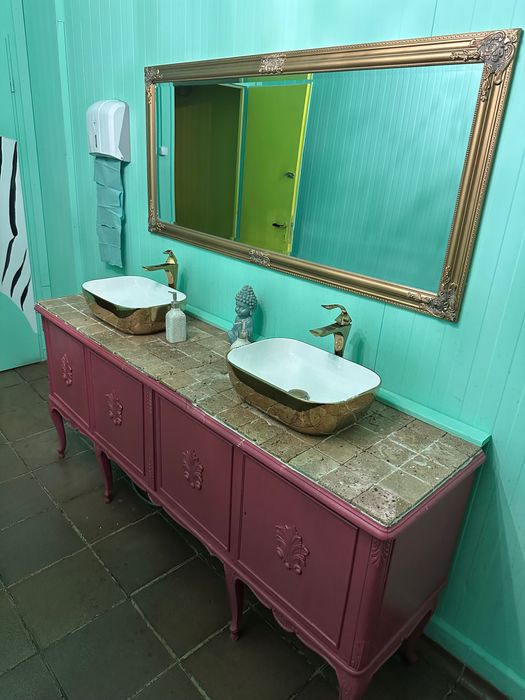 Set baie (chiuvete, robineți, oglindă, blat)