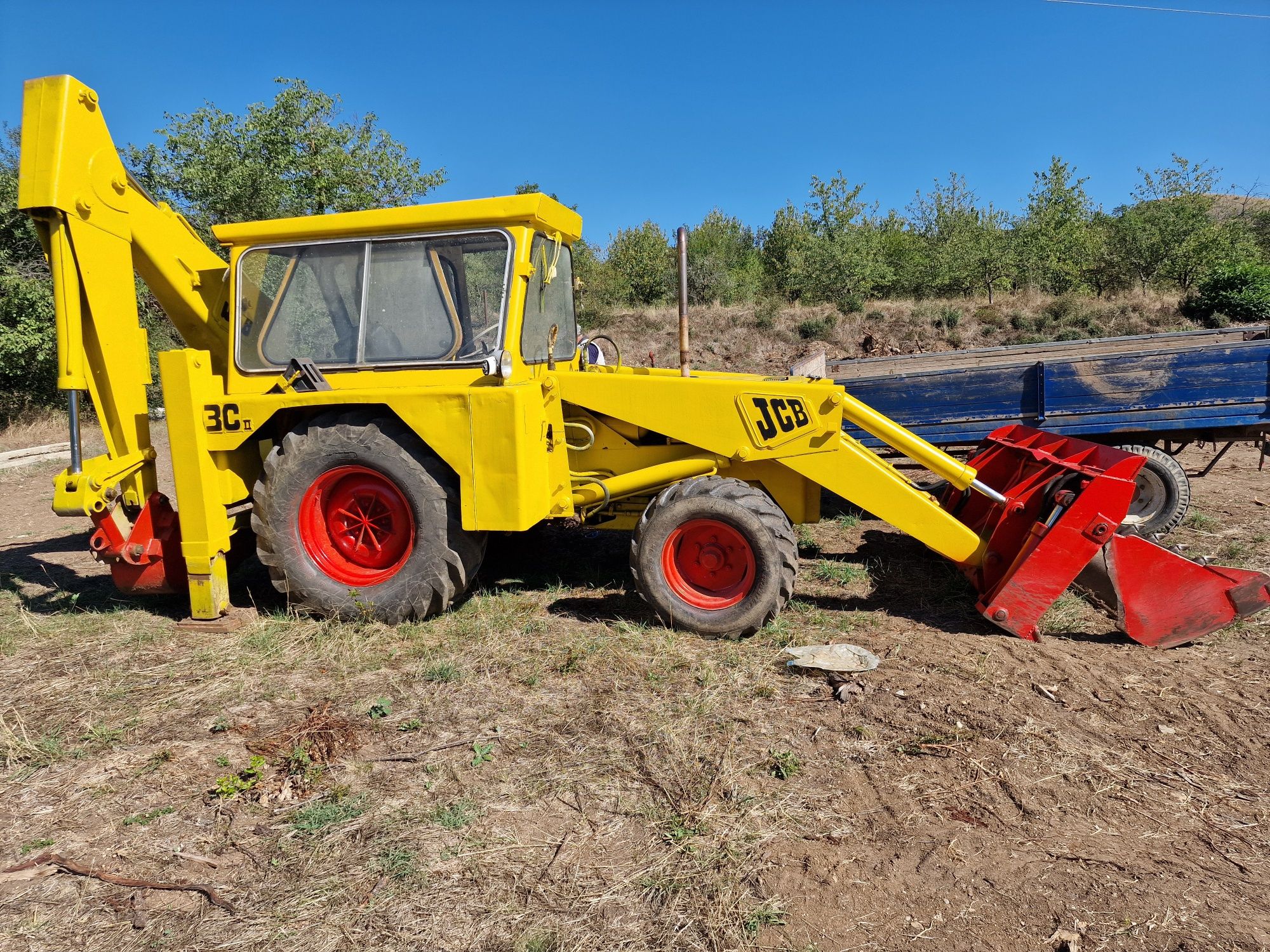 Jcb комбиниран Багер