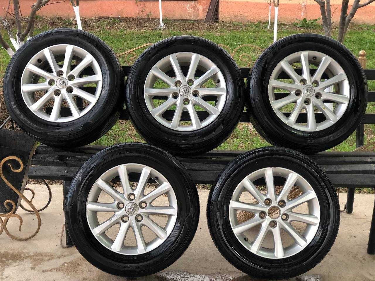 215/60 R16  Японские Шины  FALKEN с дисками в хорошем состоянии