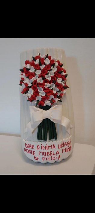 Confectionez vaze personalizate